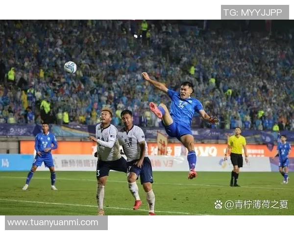 全民足球冠军球星带动城市激情掀起全民健身与青少年足球热潮